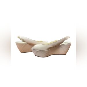 Vince Camuto Leather Wedge Heel Pale Pink Creme Size 9B EUC